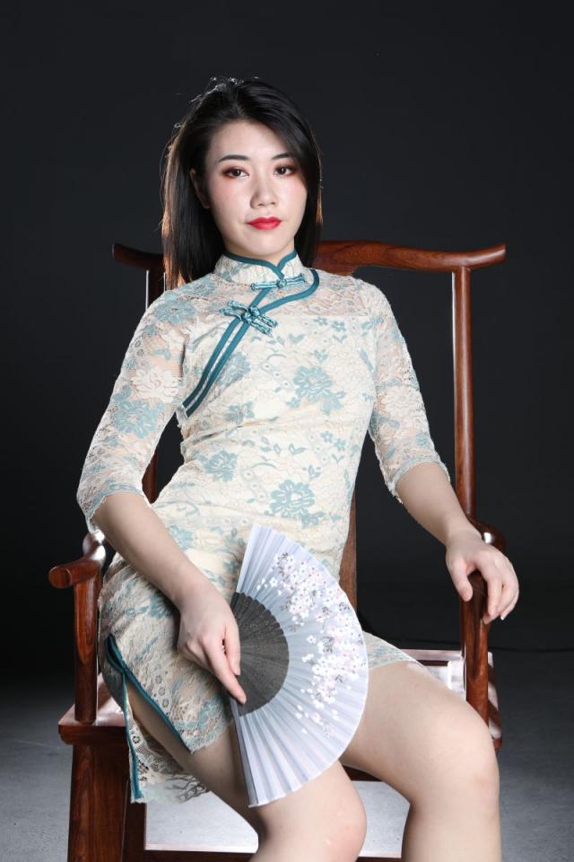 这旗袍妹子还真诱人呢[58P]