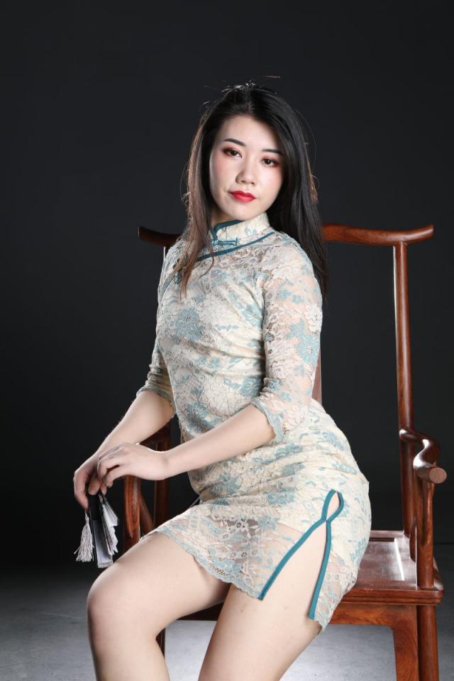 这旗袍妹子还真诱人呢[58P]