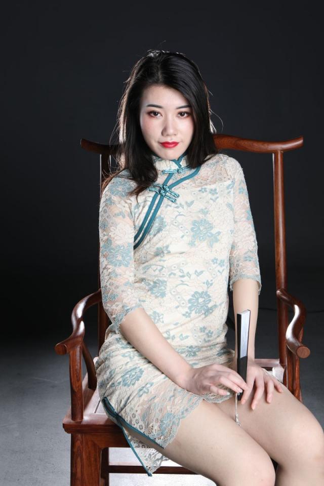 这旗袍妹子还真诱人呢[58P]