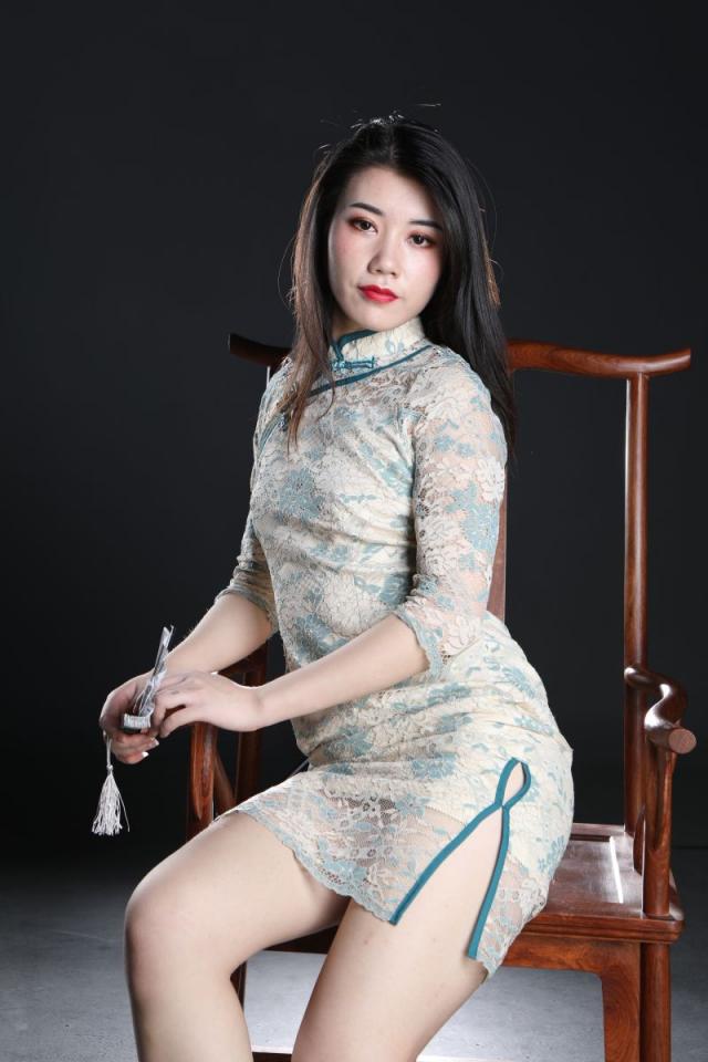 这旗袍妹子还真诱人呢[58P]