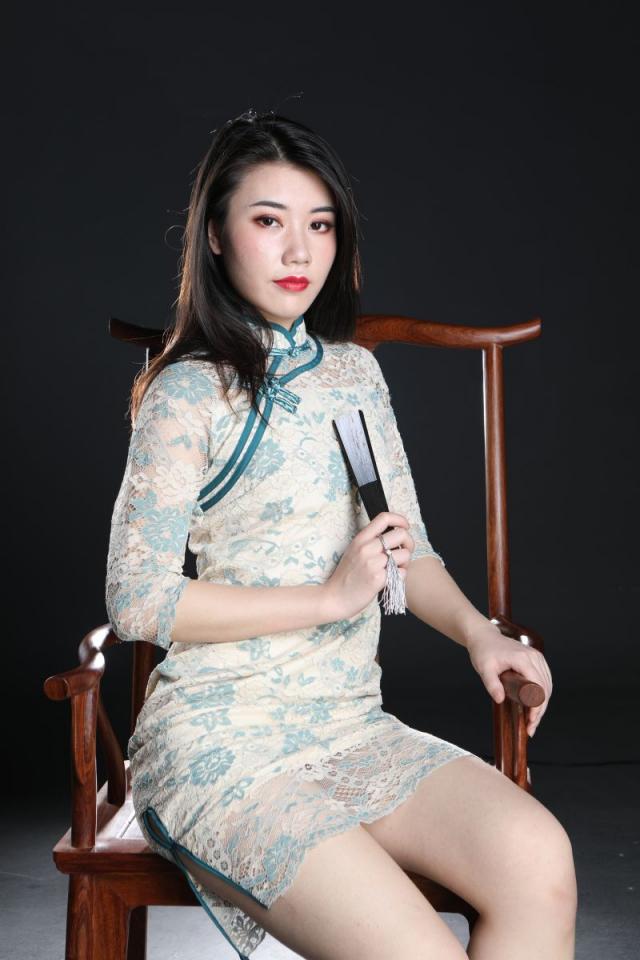 这旗袍妹子还真诱人呢[58P]