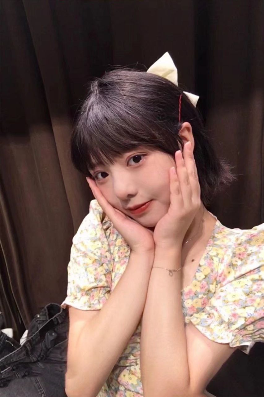 清纯短发妹子 [11P]
