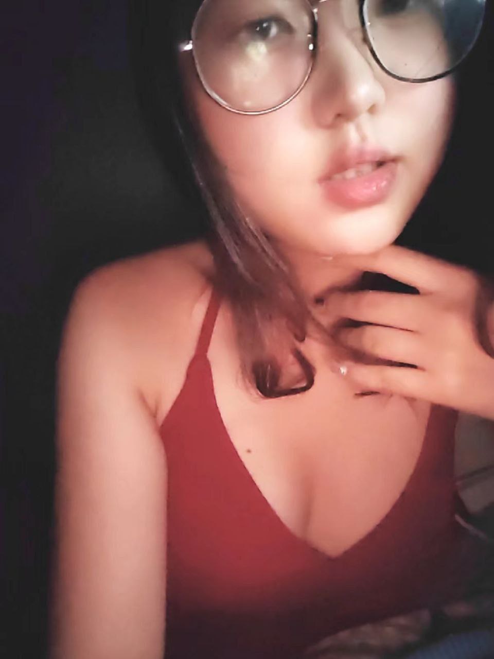 眼镜骚妹子 [16P]