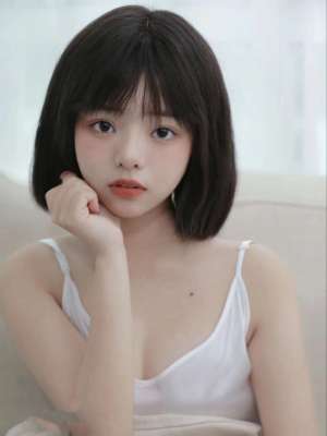 清纯短发妹子 [11P]