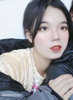 有点微胖的美女 [18P]