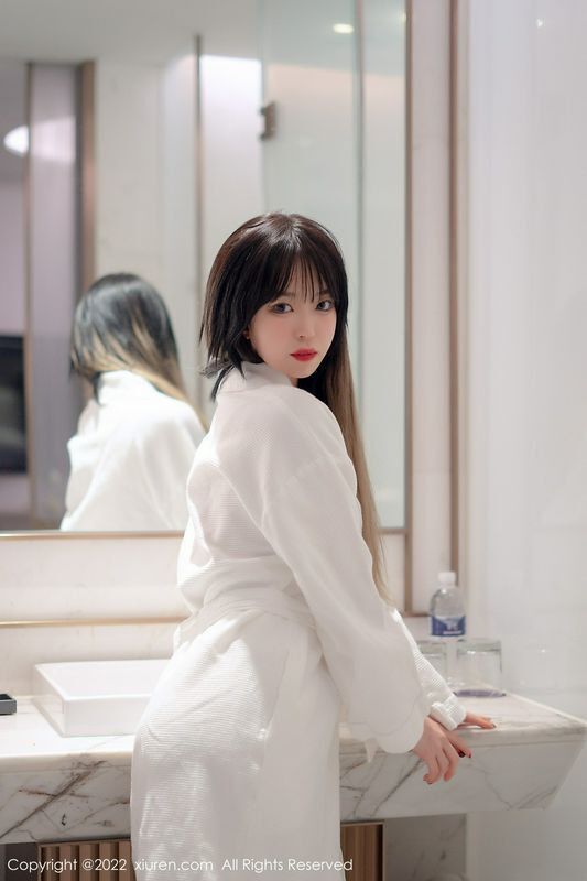 奶瓶. 完整版无水印写真