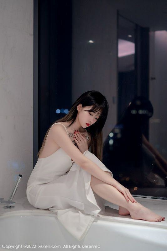 奶瓶. 完整版无水印写真