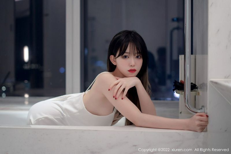 奶瓶. 完整版无水印写真