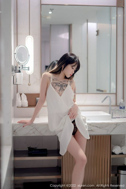 奶瓶. 完整版无水印写真