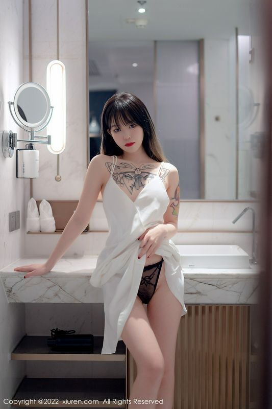 奶瓶. 完整版无水印写真