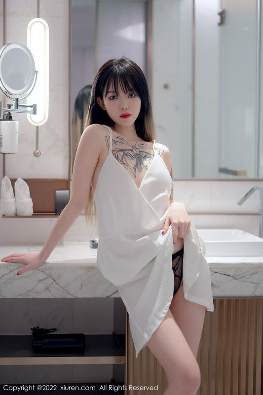 奶瓶. 完整版无水印写真