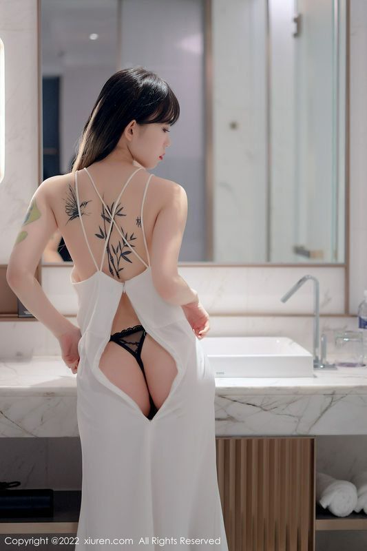 奶瓶. 完整版无水印写真