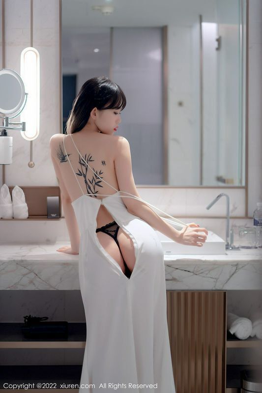 奶瓶. 完整版无水印写真