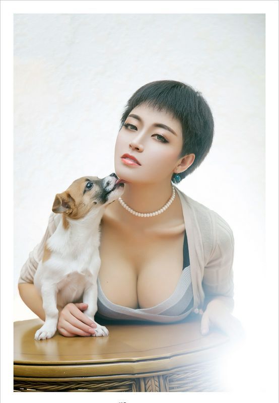 嫩模潘春辉私房写真
