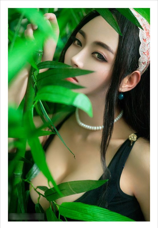 嫩模潘春辉私房写真