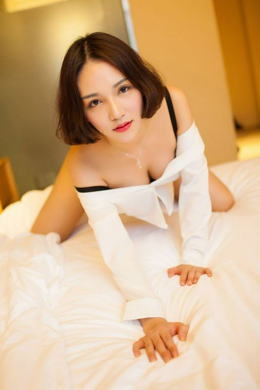 丁字裤美女iccey情趣人体艺术写真