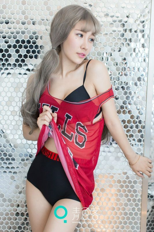 美盺Yumi性感写真