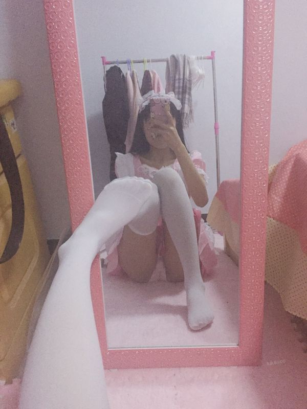 微博萌妹子水酱不是胖企鹅公主裙