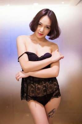 丁字裤美女iccey情趣人体艺术写真