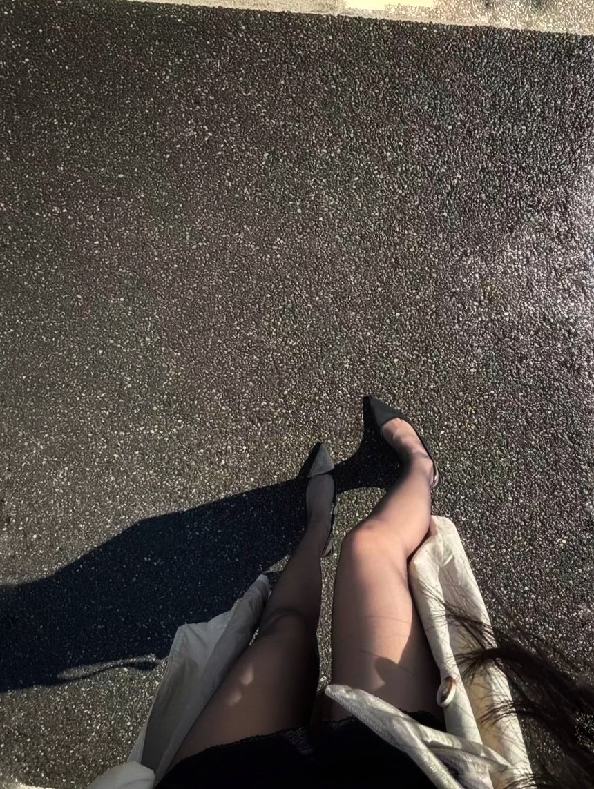 万千娇媚美少妇[100P]