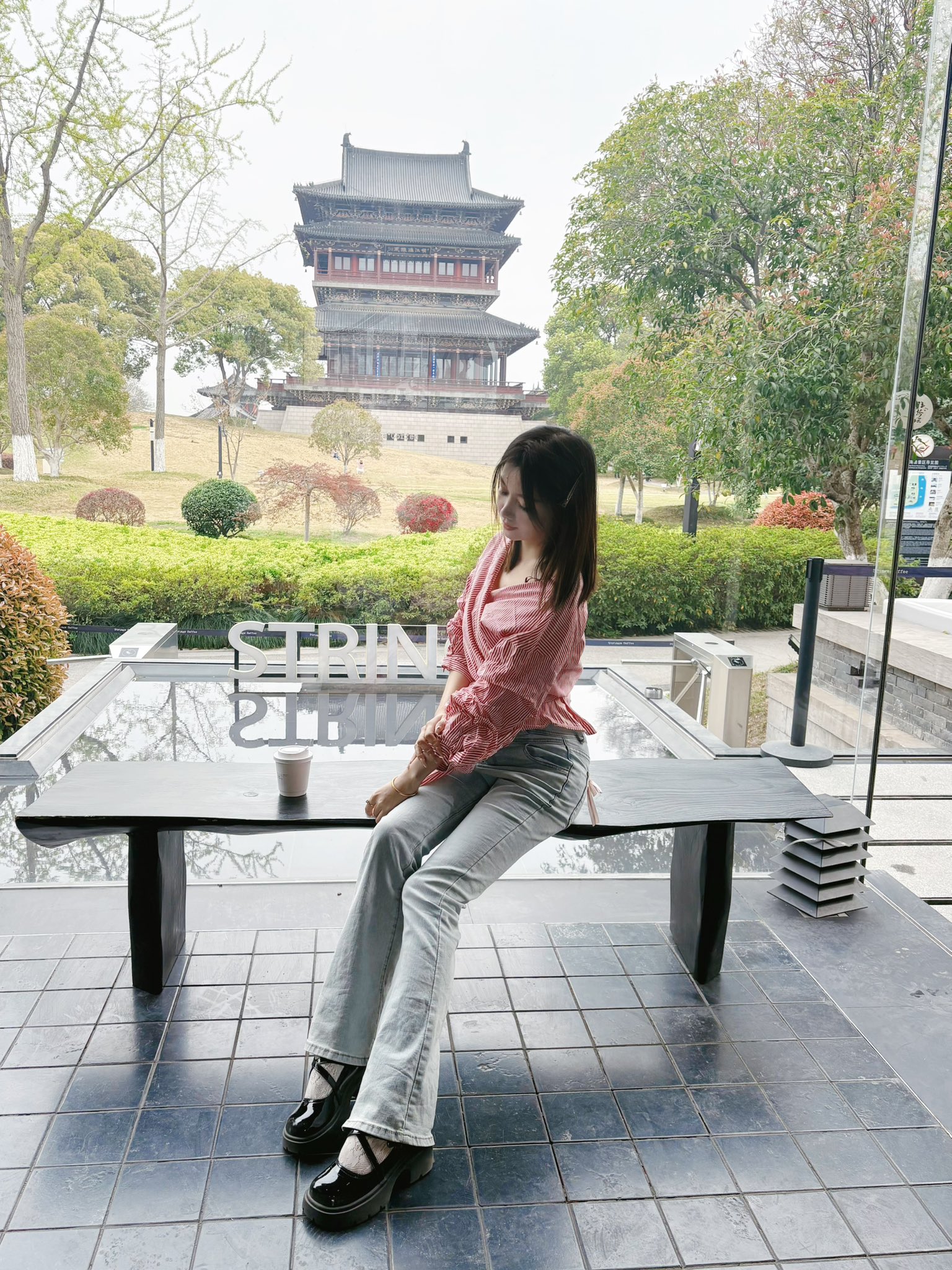 万千娇媚美少妇[100P]