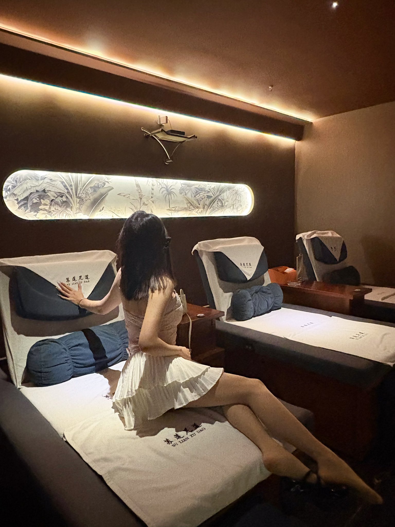 万千娇媚美少妇[100P]