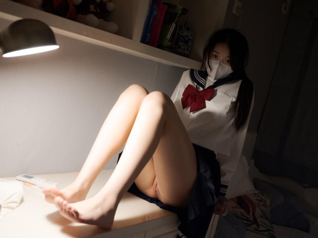 眼若秋水，顾盼生情。[100P]