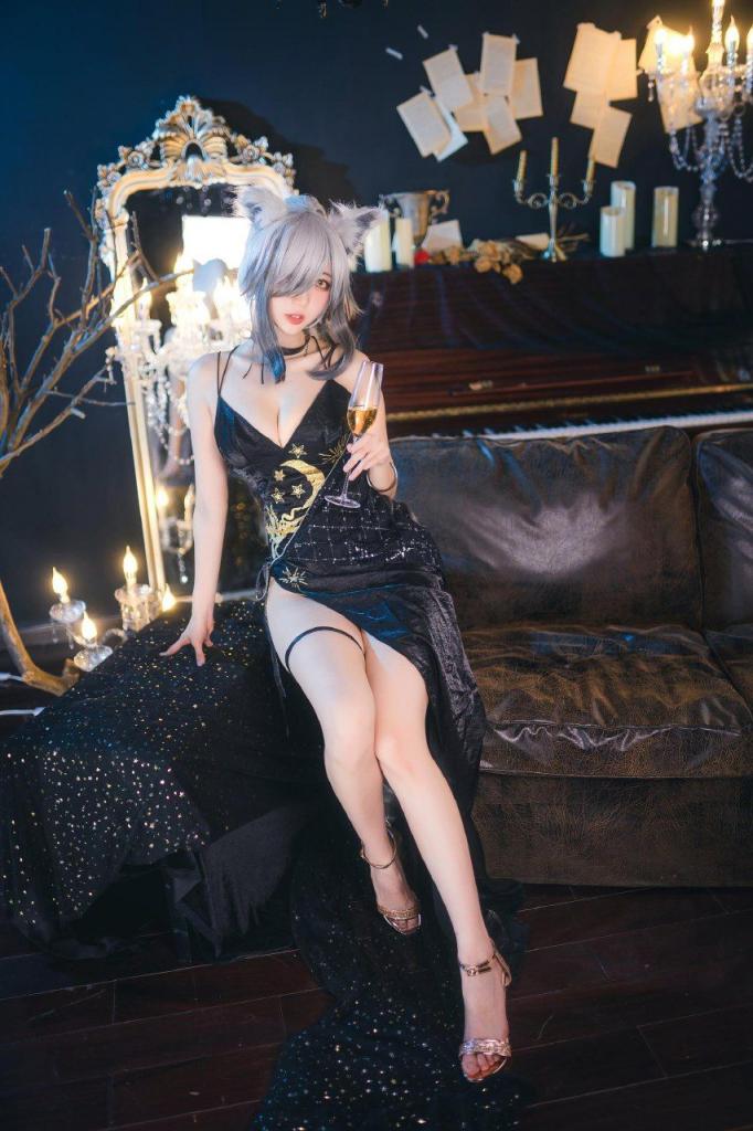会玩Cosplay的美女[20P]