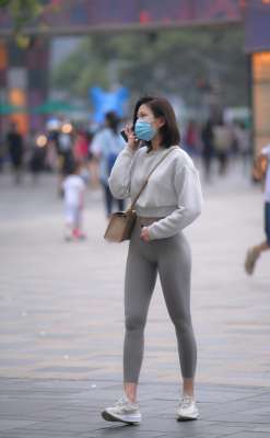 小妖精，你好紧啊！第一[30P]