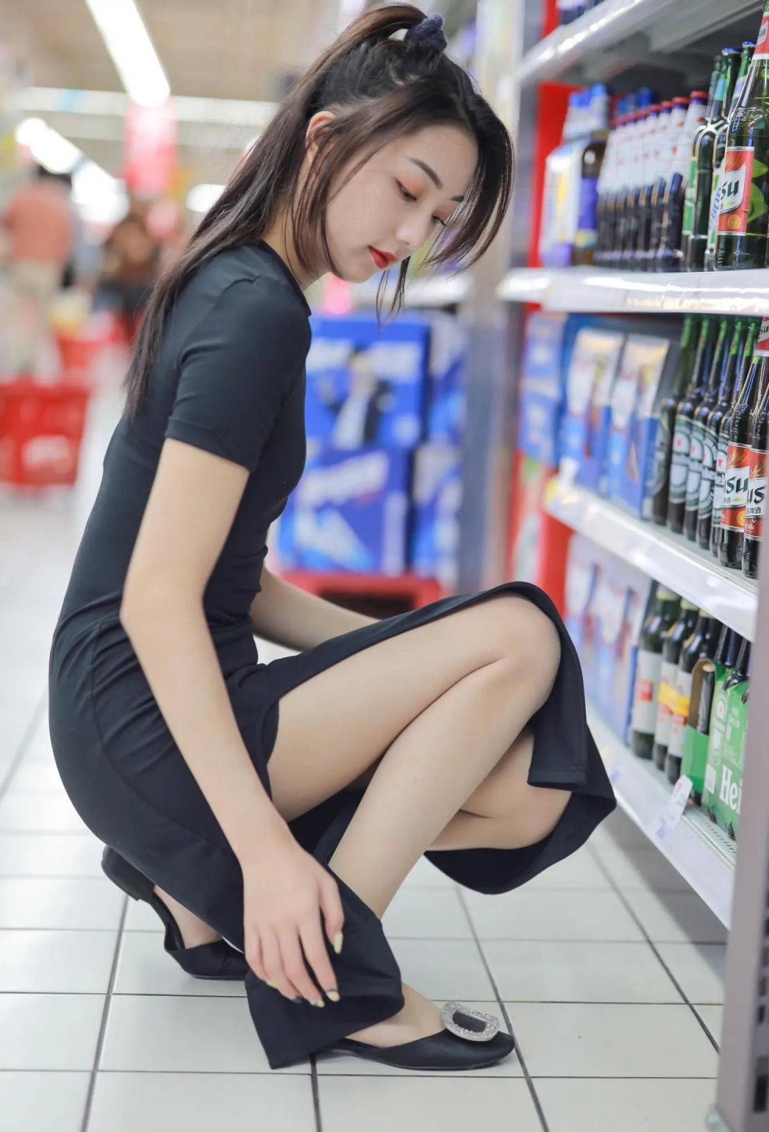 想买什么就买吧，晚上有你爽的[30P]