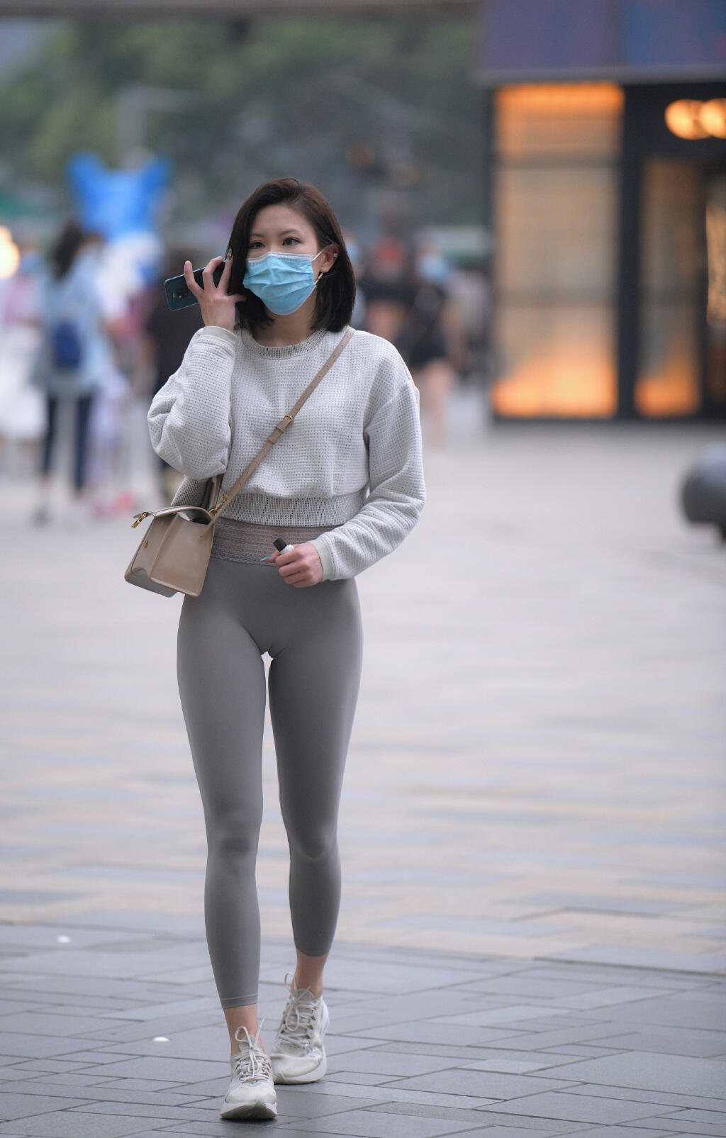 小妖精，你好紧啊！第一[30P]