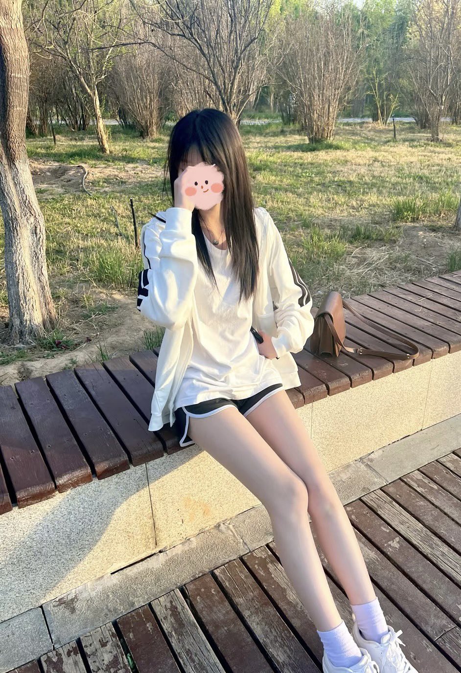 万千娇媚美少妇[2025]