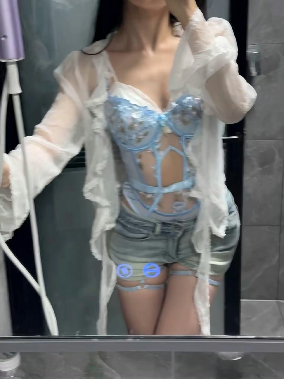 万千娇媚美少妇[2025]