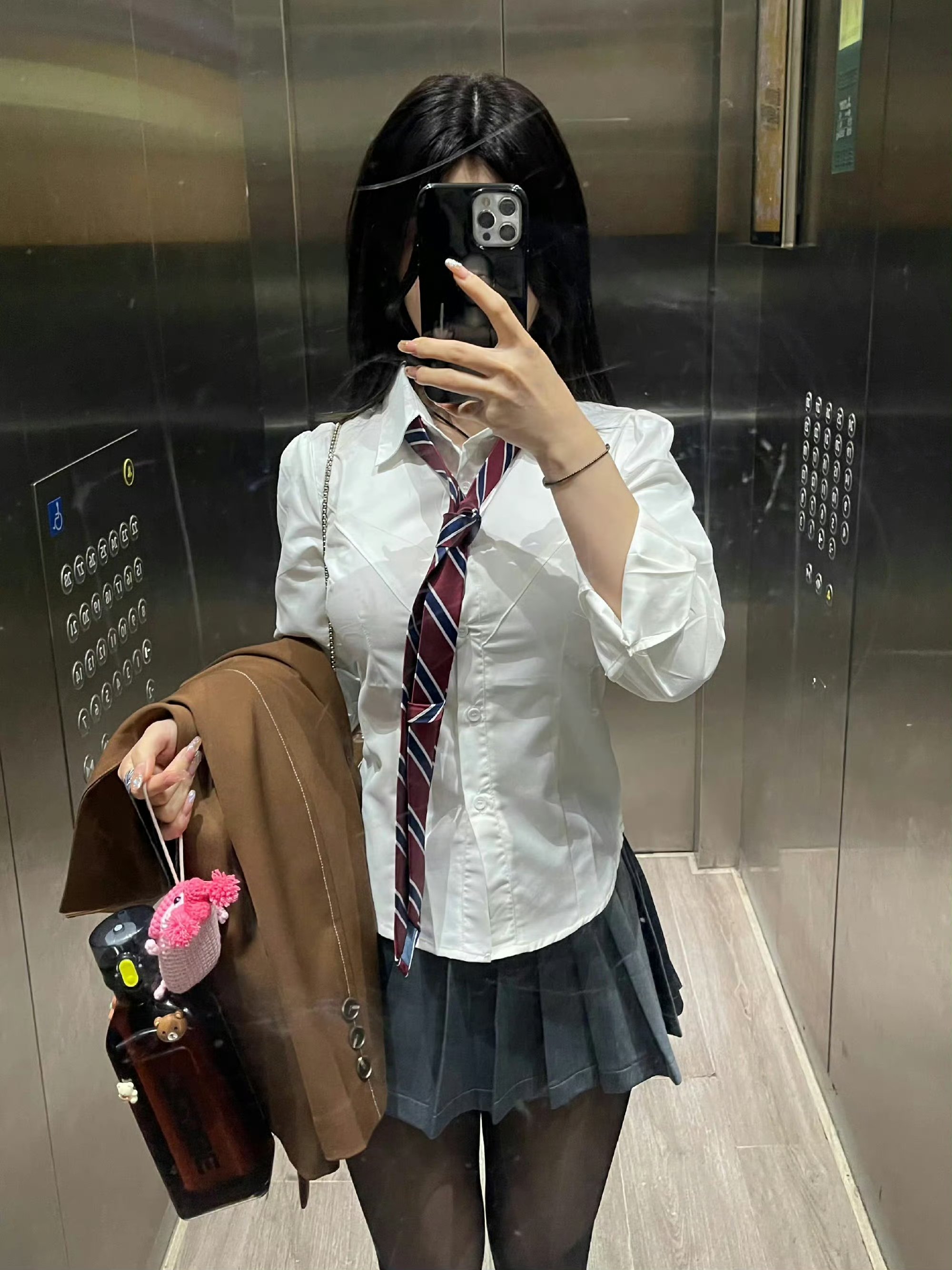 万千娇媚美少妇[2025]
