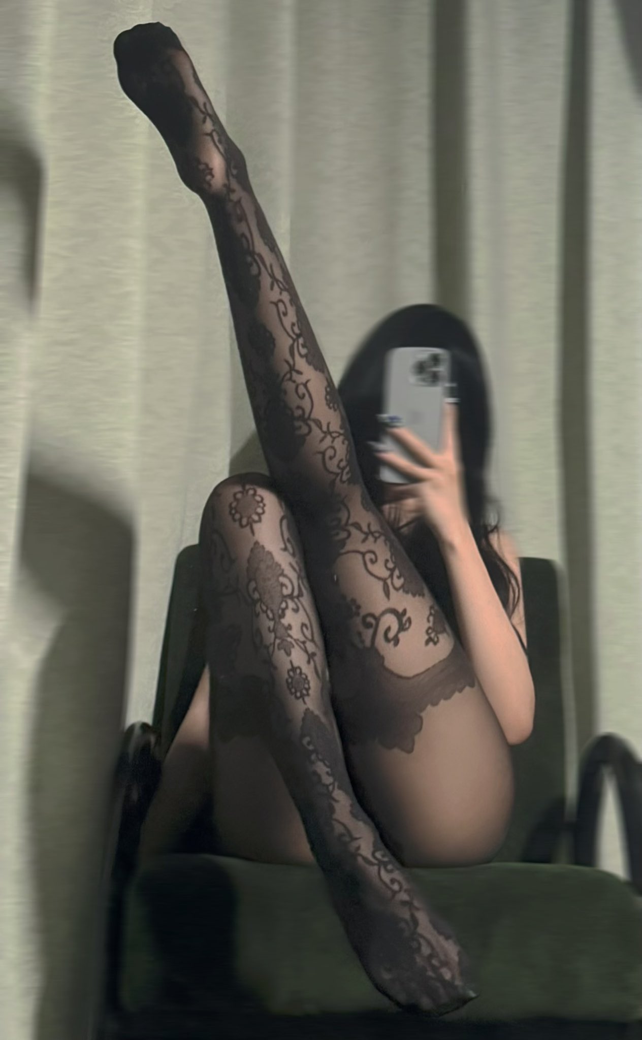 分享推上迷人的少妇[100P]