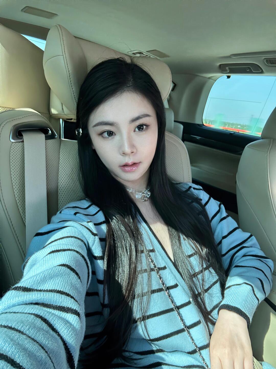分享推上迷人的少妇[100P]