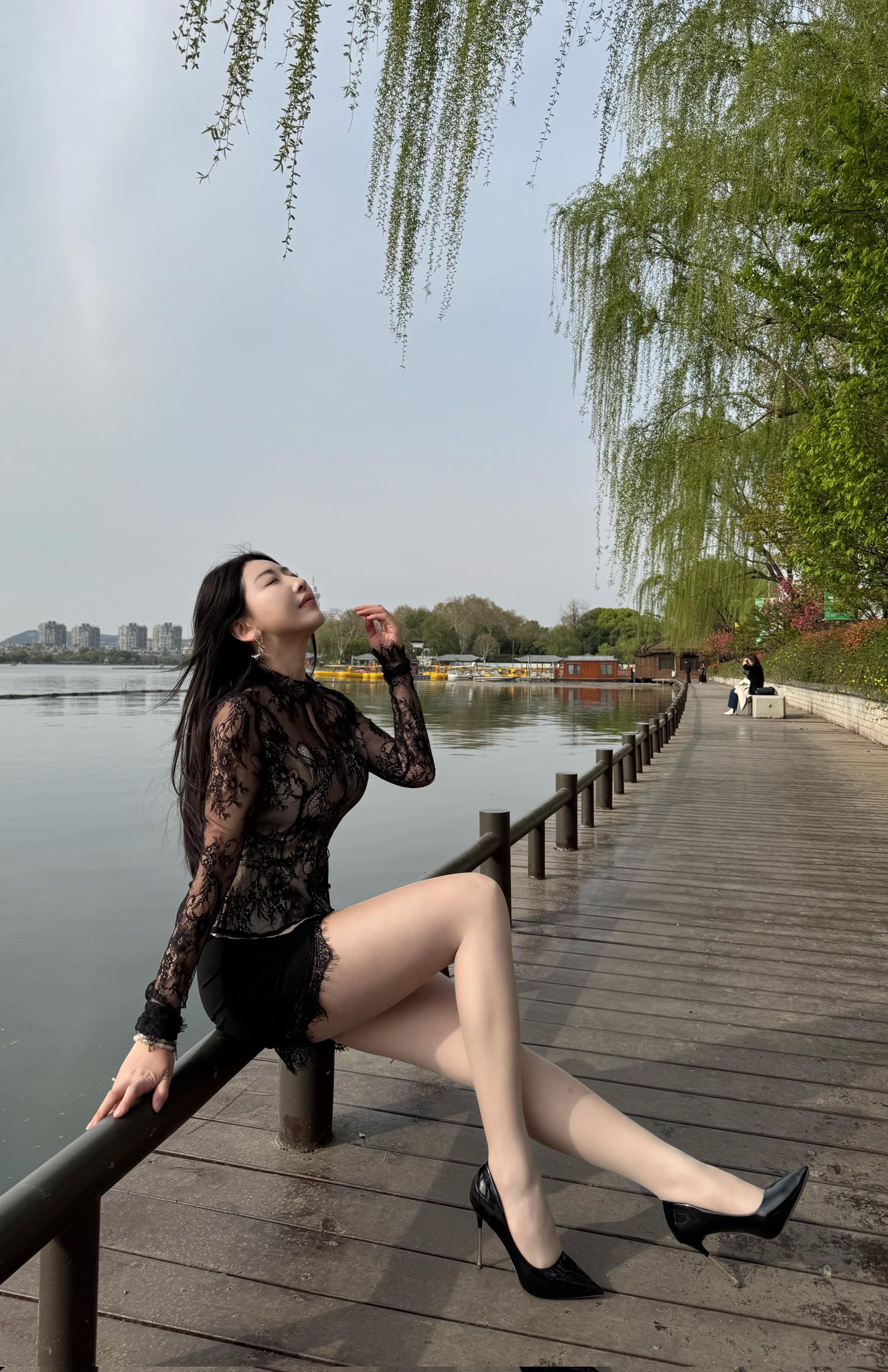 分享推上迷人的少妇[100P]