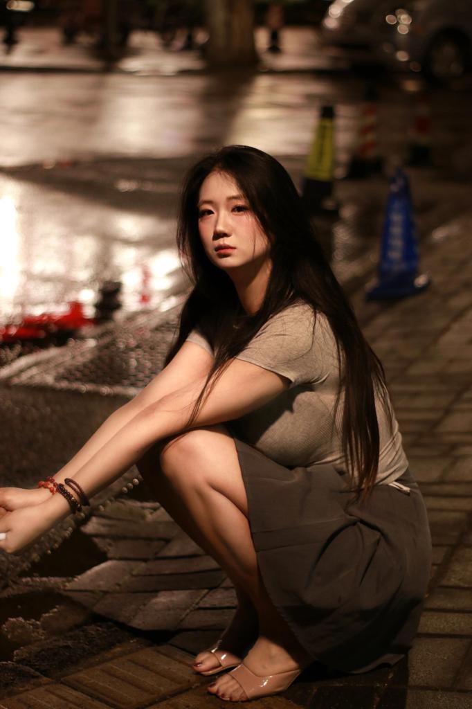 分享推上迷人的少妇[100P]