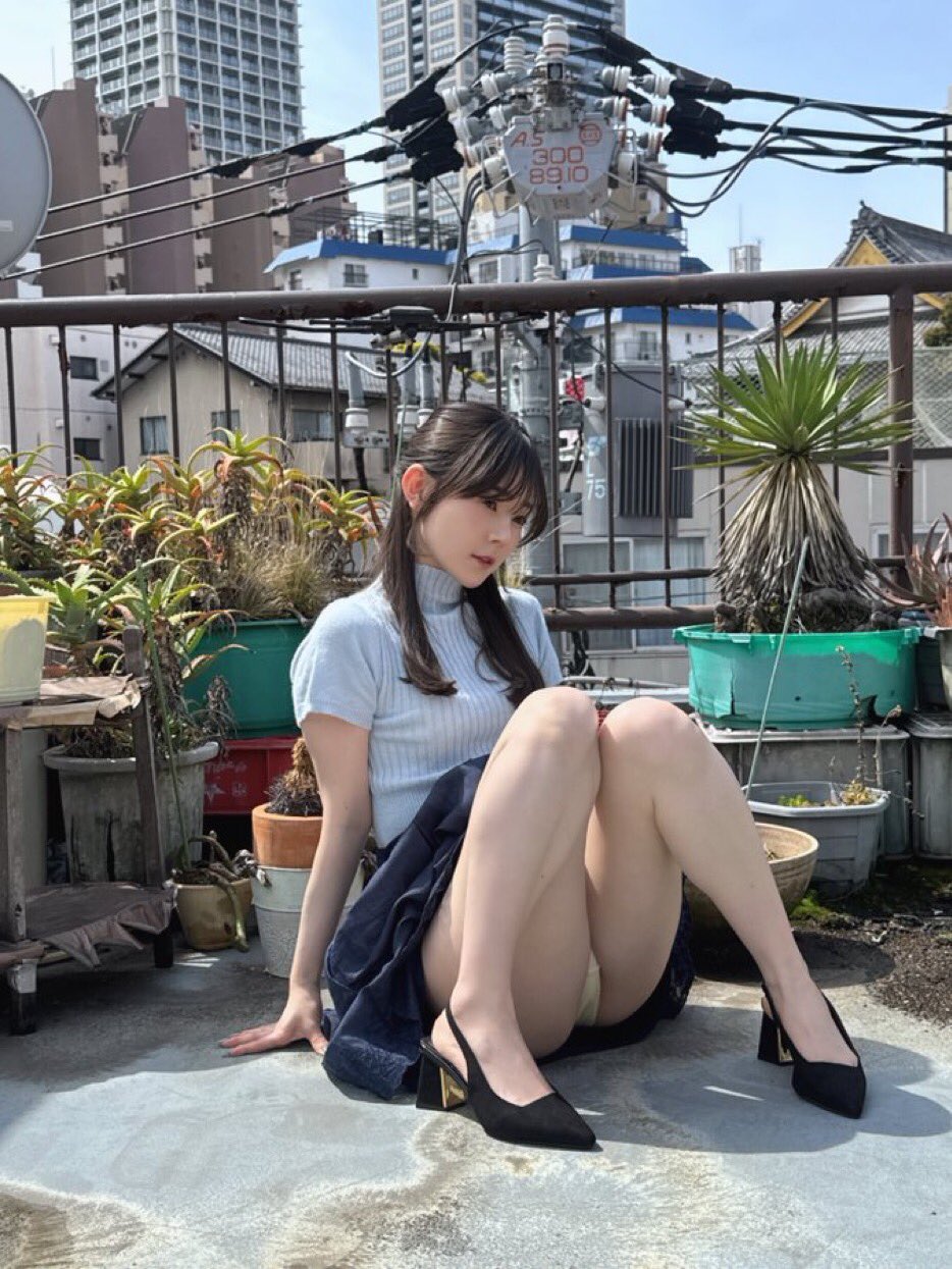 分享推上迷人的少妇[100P]