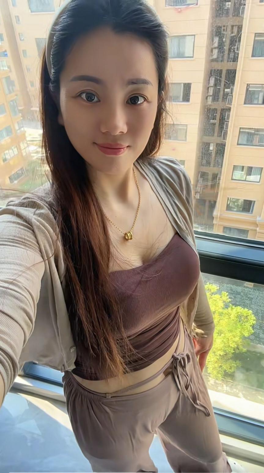 少妇曲线之美，如流水般自然，如海风般自由[42P]