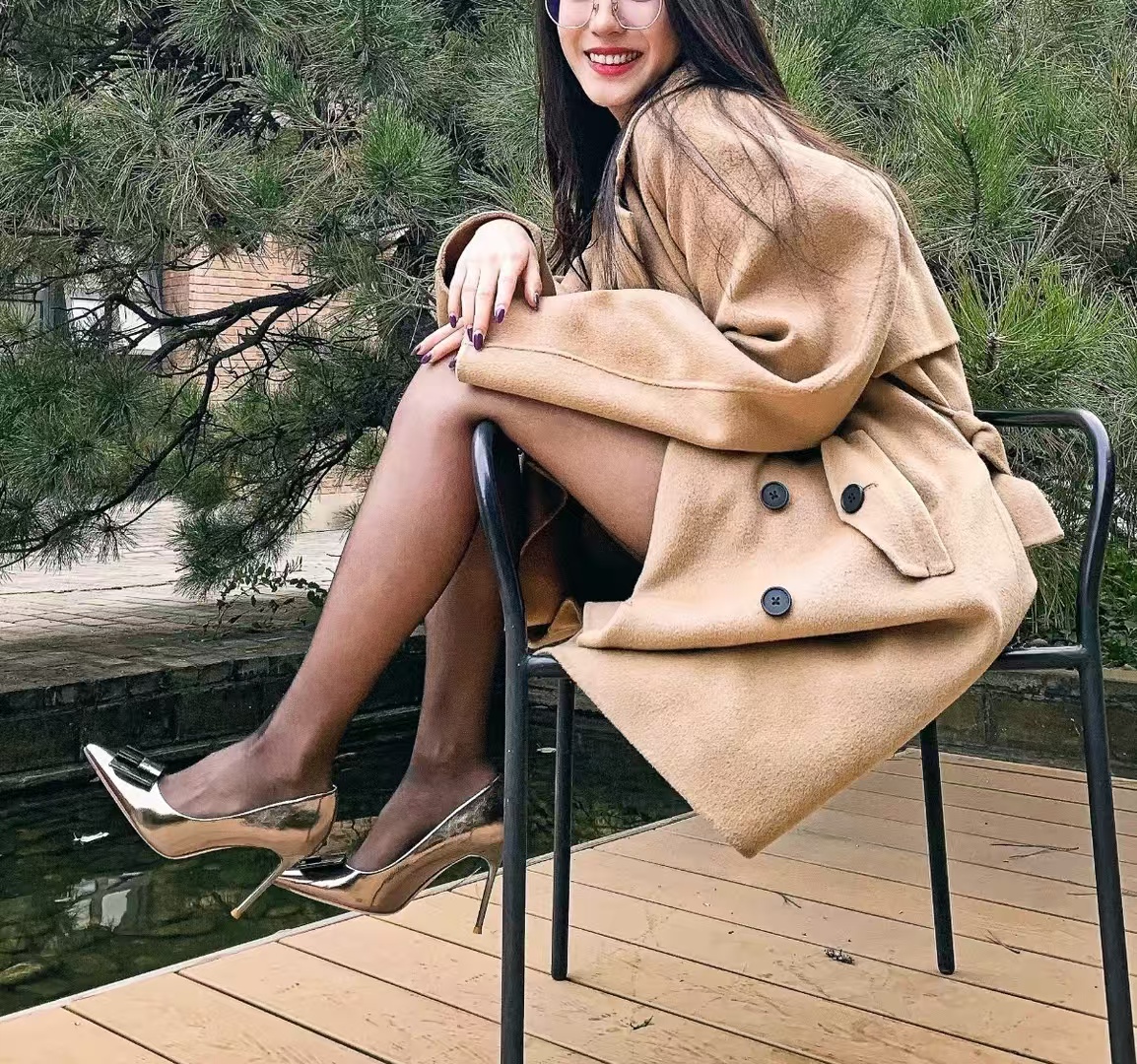 美丽的女人总是会有一双可人的脚