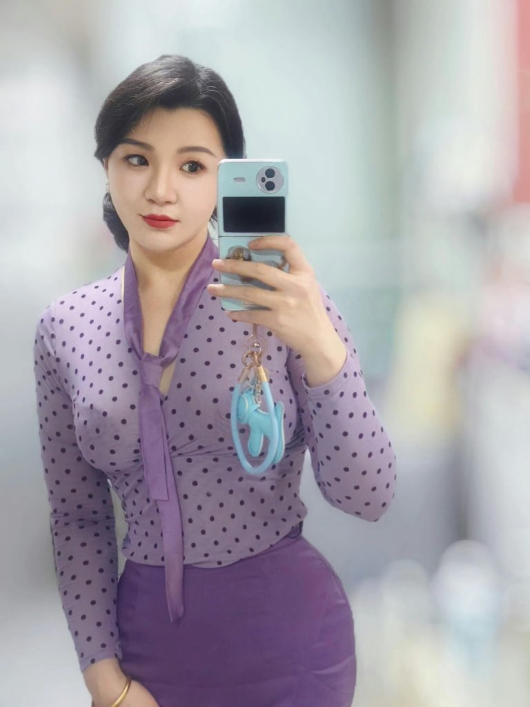 美丽的女人总是会有一双可人的脚