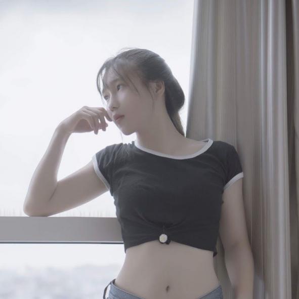 漂亮美丽性感的萝莉小姐姐