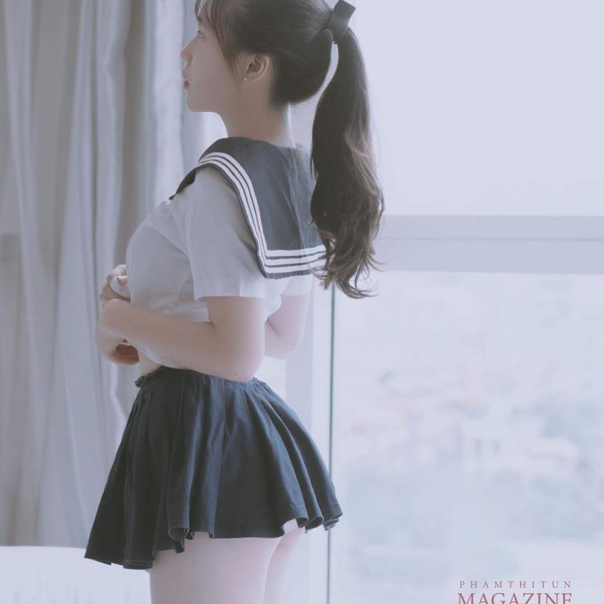 漂亮美丽性感的萝莉小姐姐