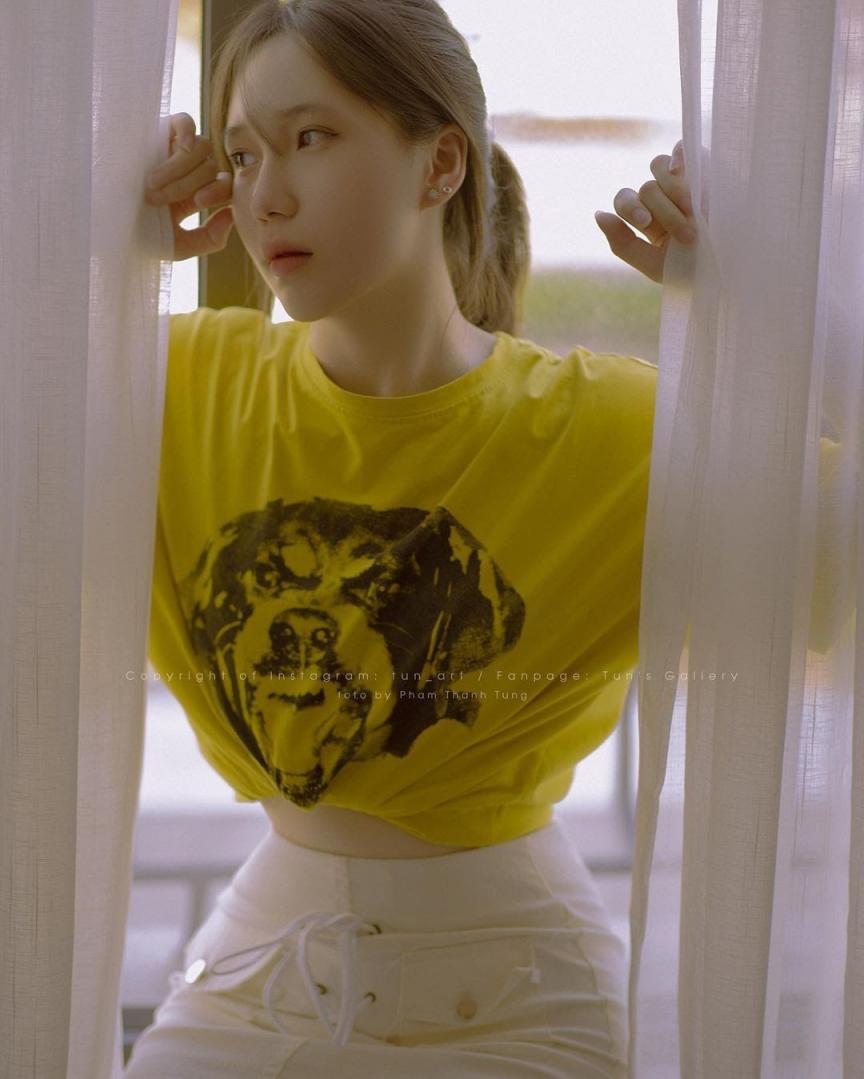 漂亮美丽性感的萝莉小姐姐