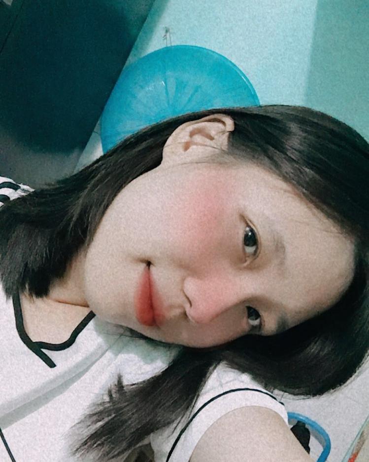 漂亮美丽性感的萝莉小姐姐