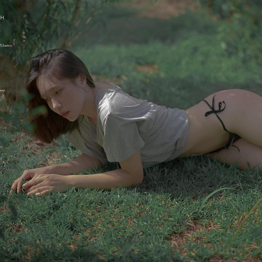 漂亮美丽性感的萝莉小姐姐