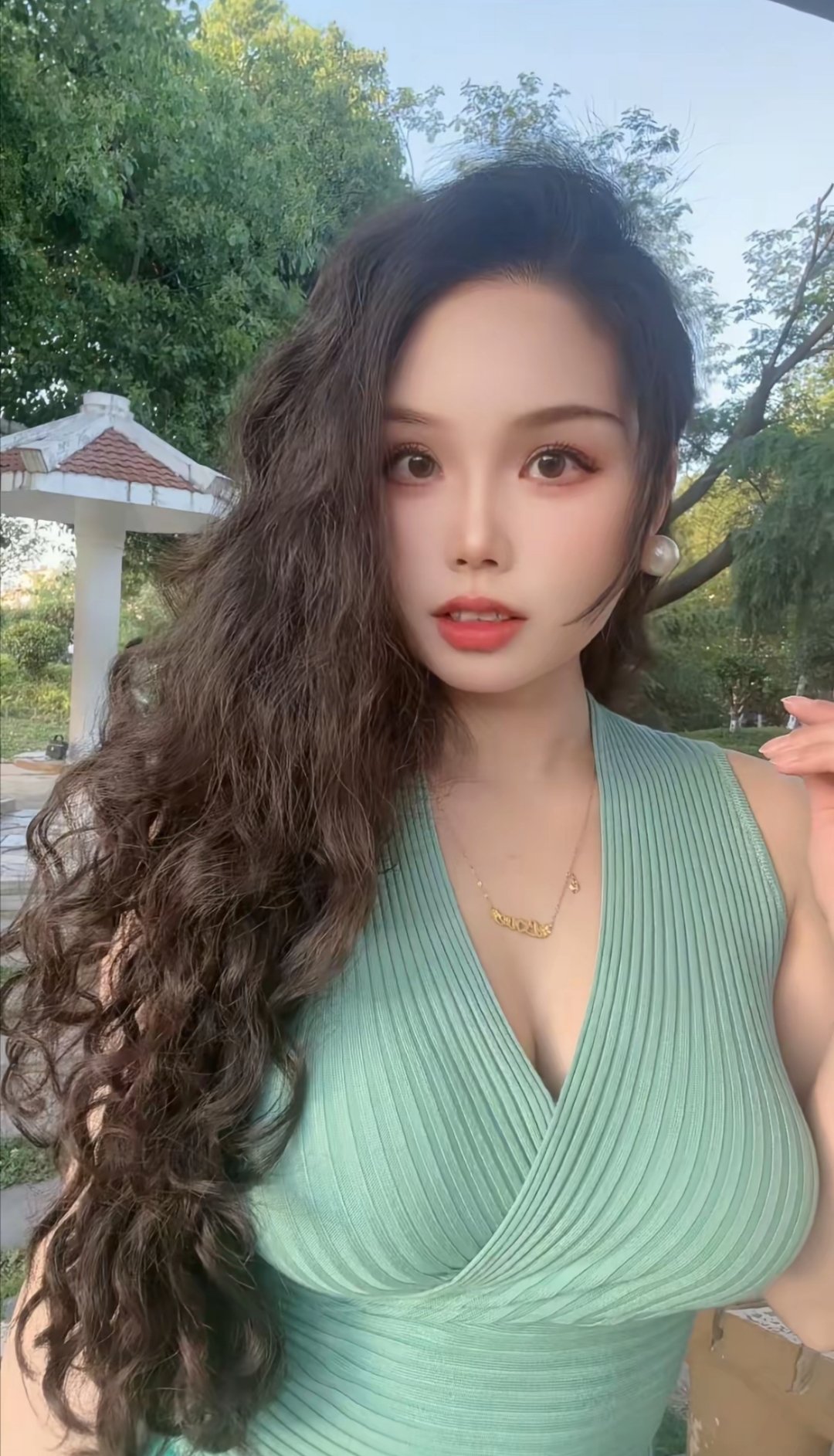 万千娇媚美少妇[20250521]