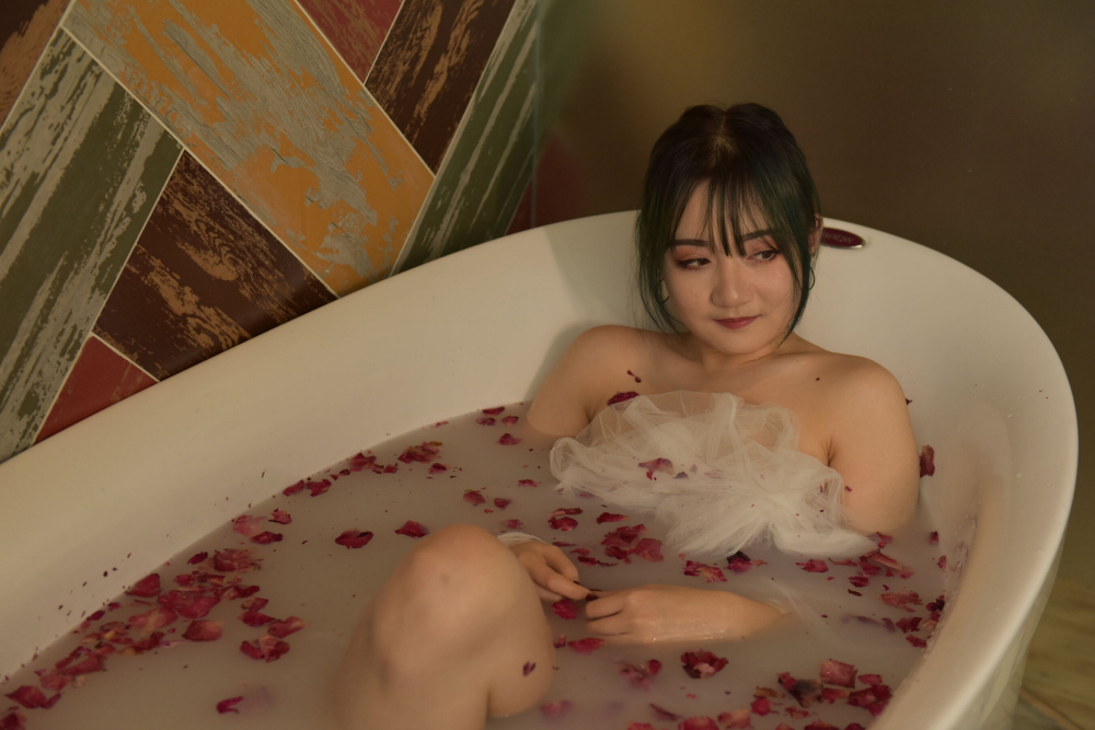 平乳良家女孩儿