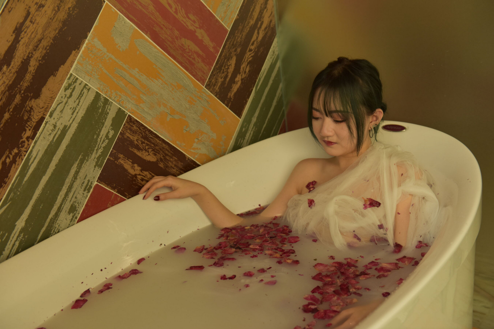 平乳良家女孩儿